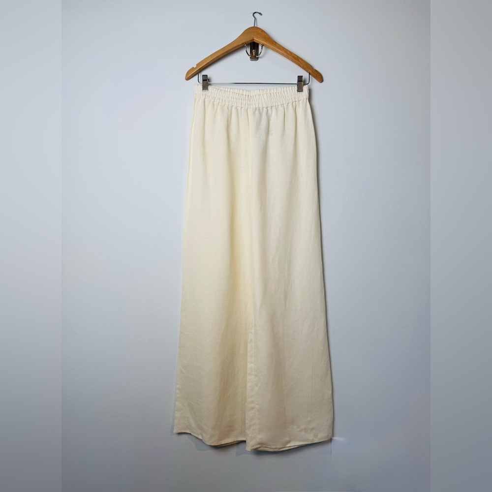 & Other Stories Relaxed Pull-On Linen Trousers - Picture 3 of 10